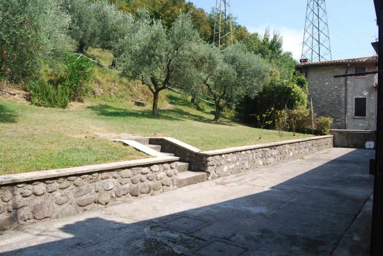 Agriturismo Cascina Bissiniga Salo Exterior photo